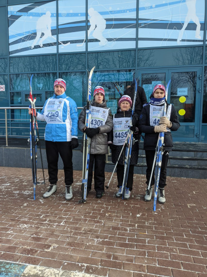Наши обучающиеся приняли участие в самой массовой зимней гонке «Лыжня России 2023».