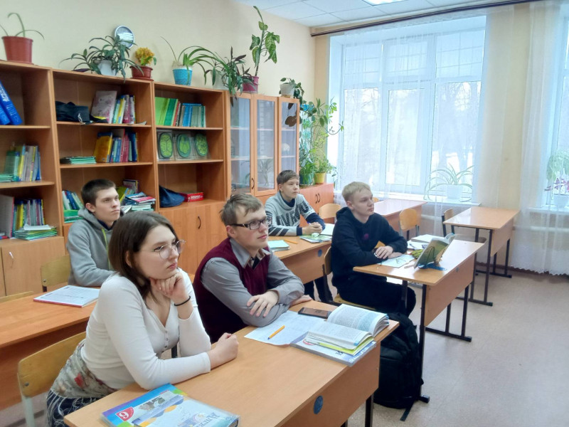 Занятие по финансовой грамотности в 10а классе провела воспитатель Бухтоярова Татьяна Михайловна.